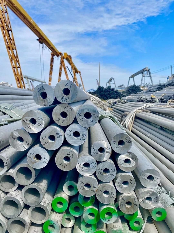 ASTM A554 201 স্টেইনলেস স্টীল ঢালাই পাইপ সঙ্গে ম্যাট পৃষ্ঠ জন্য আলংকারিক এবং শিল্প
